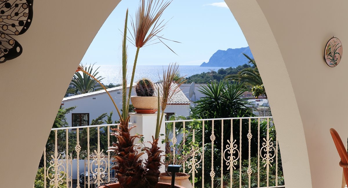 ▷ Villa zum Verkauf mit Meerblick in Pla del Mar - Moraira