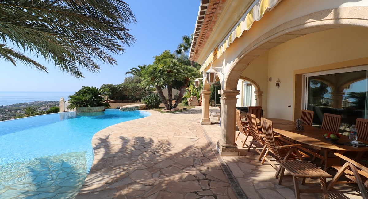 Villa con vistas al mar en Moraira, Propiedad en venta en Moraira