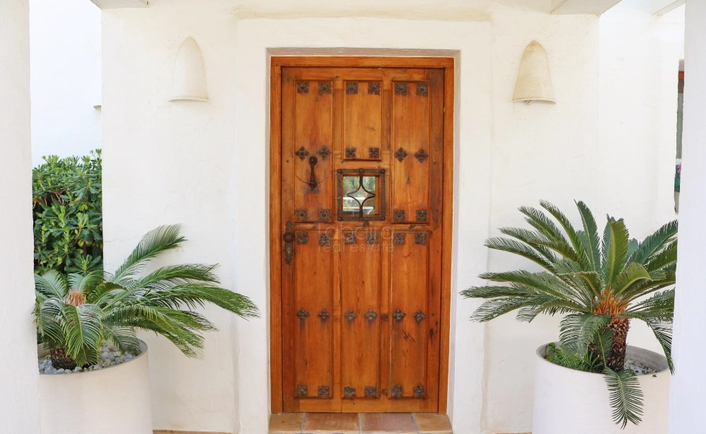 ▷ Villa for Sale next to El Portet Beach – Moraira