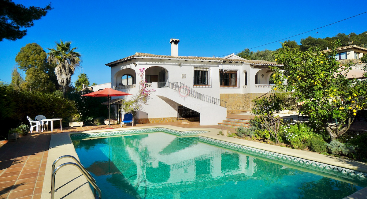 ▷ Villa zum Verkauf in Paichi Moraira in der Nähe von Annehmlichkeiten