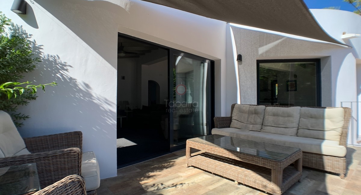 ▷ Moderne Villa zum Verkauf in Cometa Moraira in der Nähe der Stadt