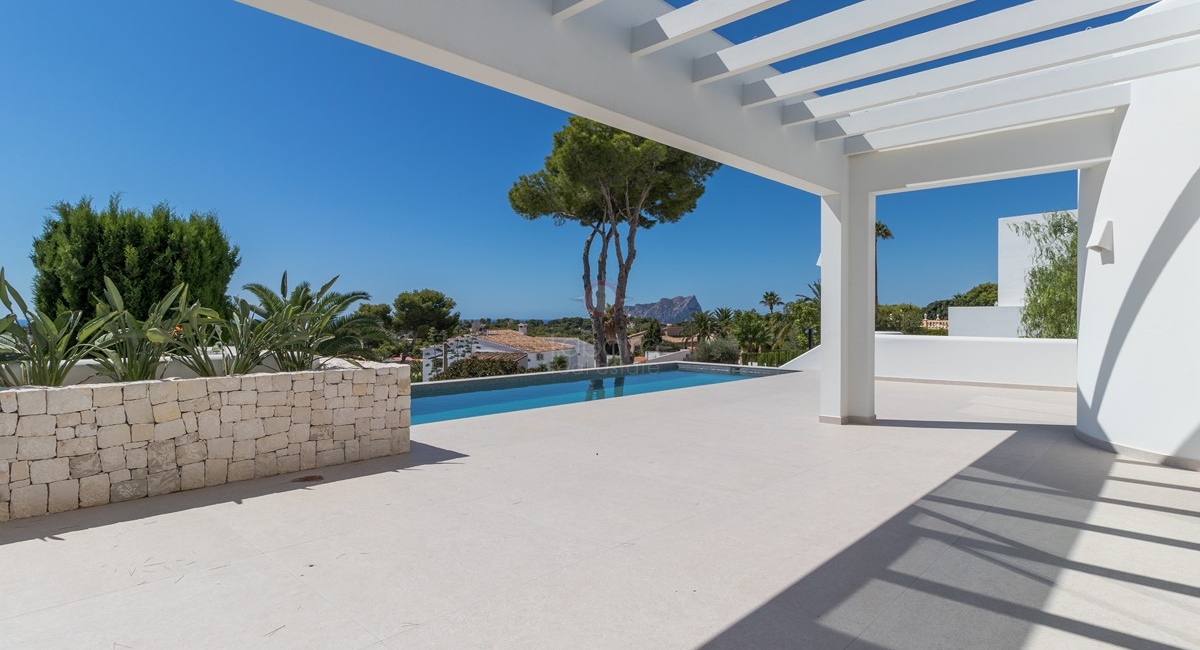 New build villa for sale on the coast of Moraira