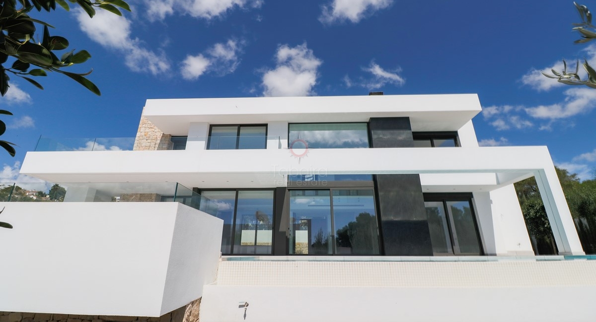 ▷ Neubau Villa zum Verkauf in Moraira in der Nähe der Stadt