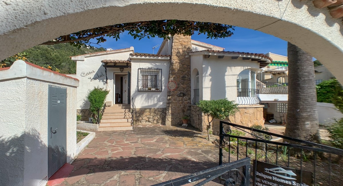 Villa barata en venta en Moraira