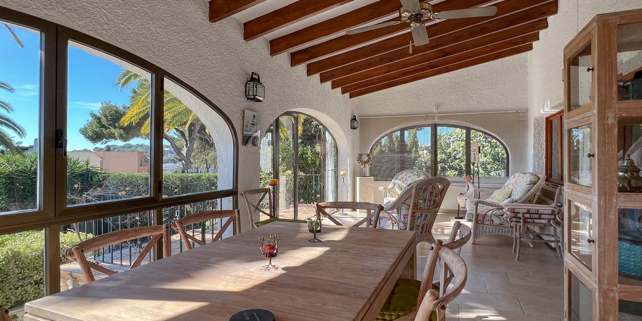 ▷ Villa de plage vue mer à vendre à Cometa Moraira