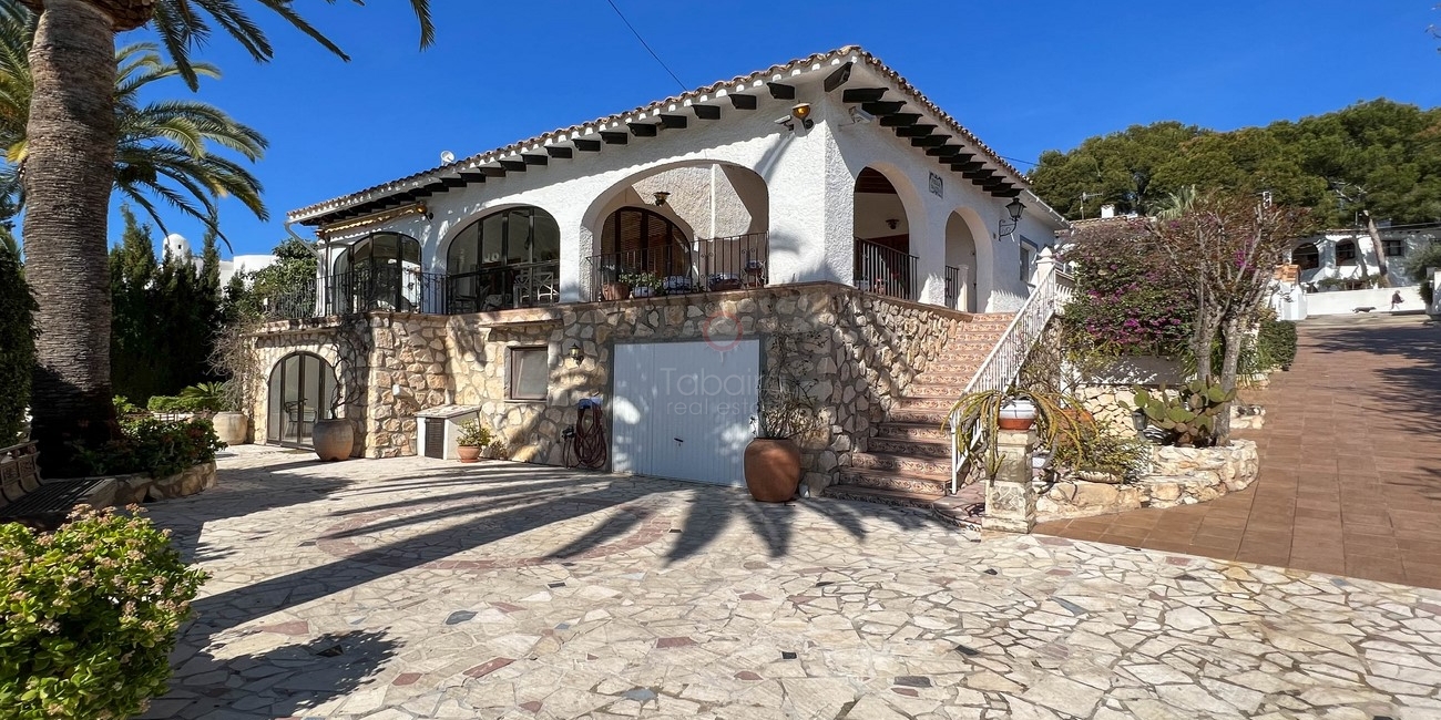 ▷ Villa de plage vue mer à vendre à Cometa Moraira