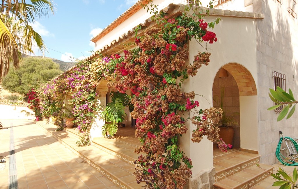 Lujosa casa de campo en venta en Benissa España