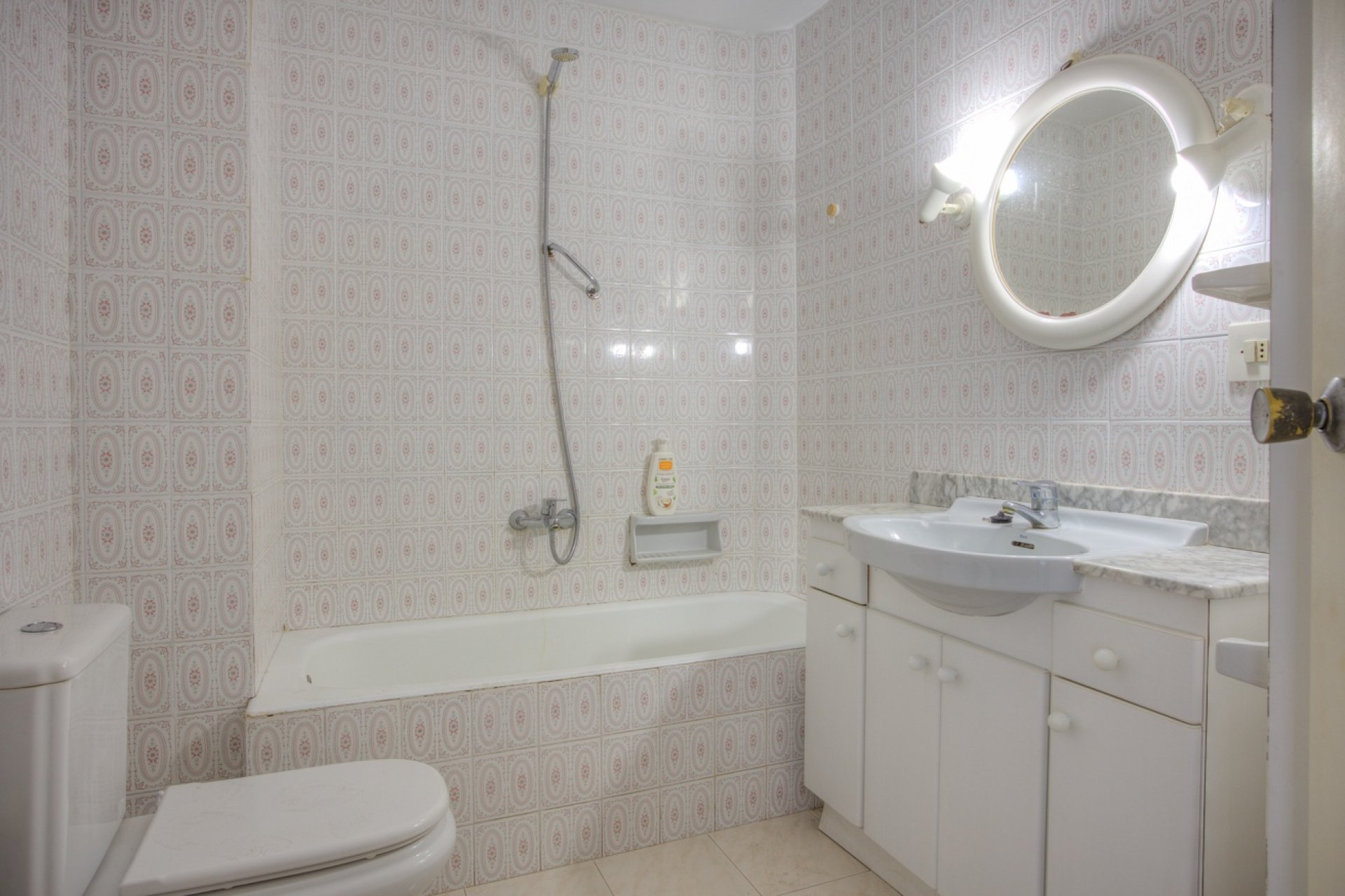 Apartment for Sale in Moraira Town Centre | Bathroom