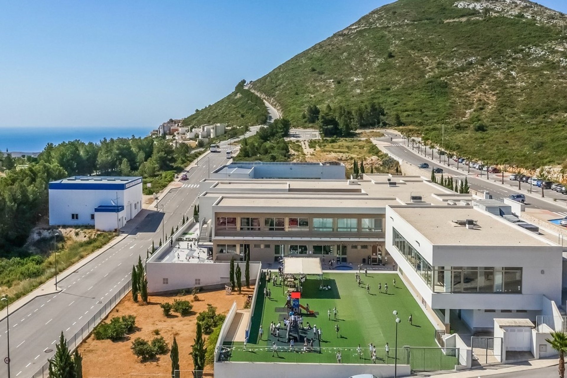Colegio Internacional cerca de Montecala Cumbre del Sol