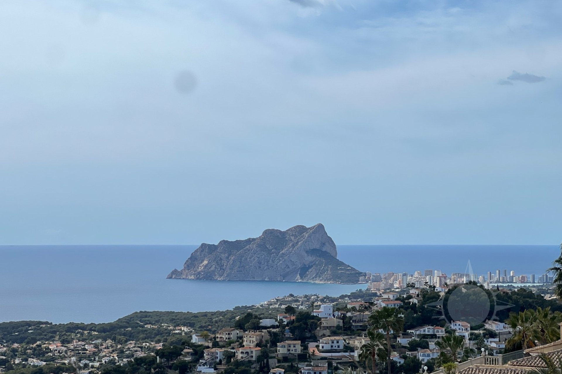 Finca met zeezicht te koop aan de kust van Moraira