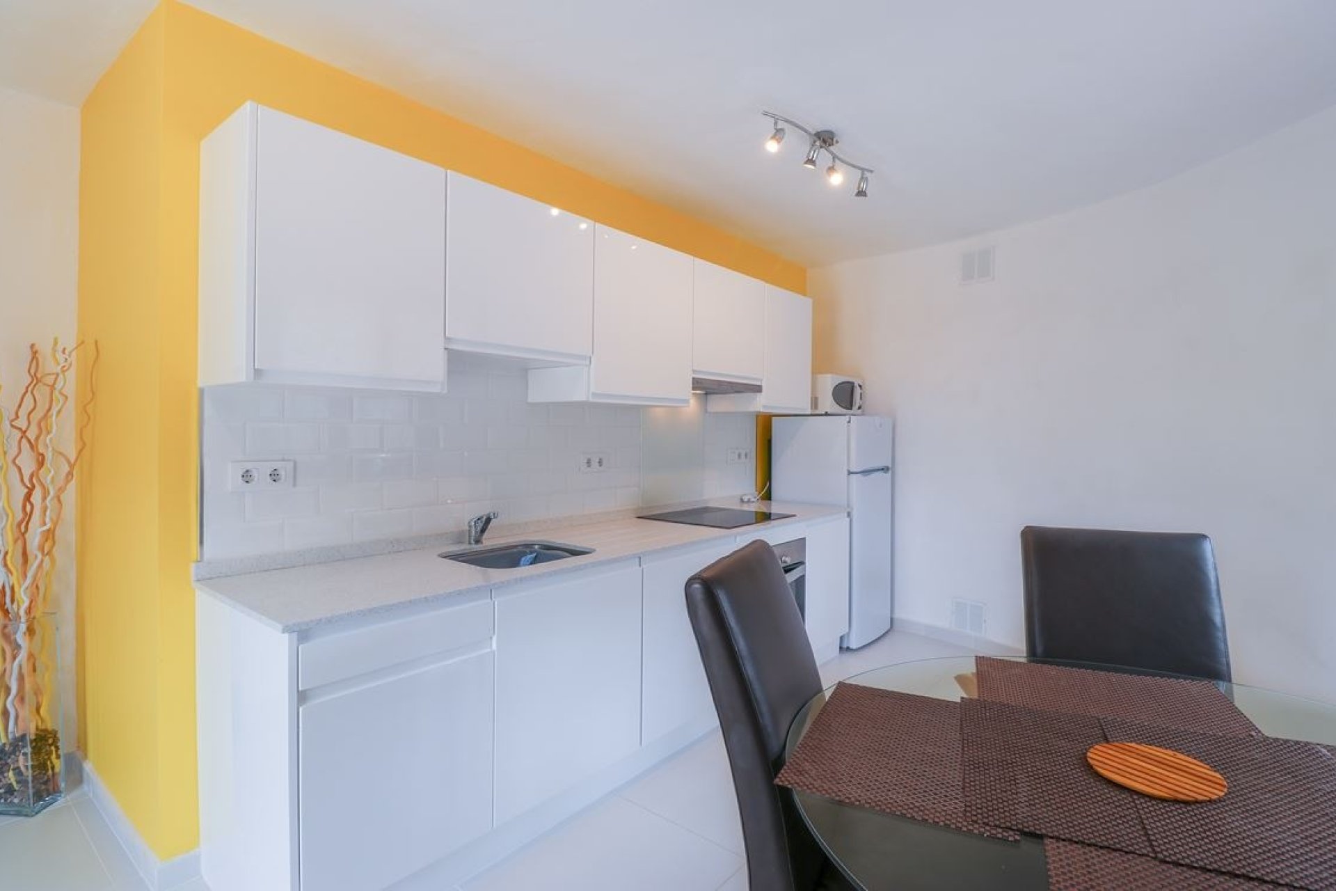 Ground floor kitchen, villa close to San Jaime Golf Moraira