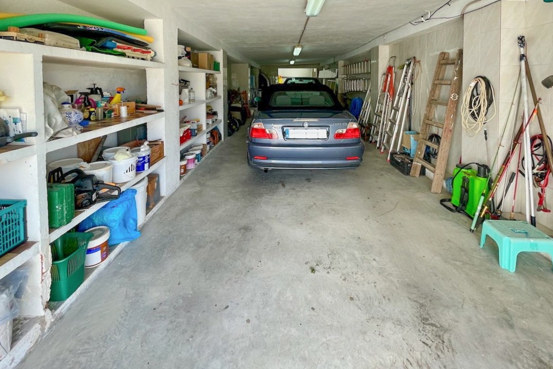 Luxe villa Moraira met drie garages