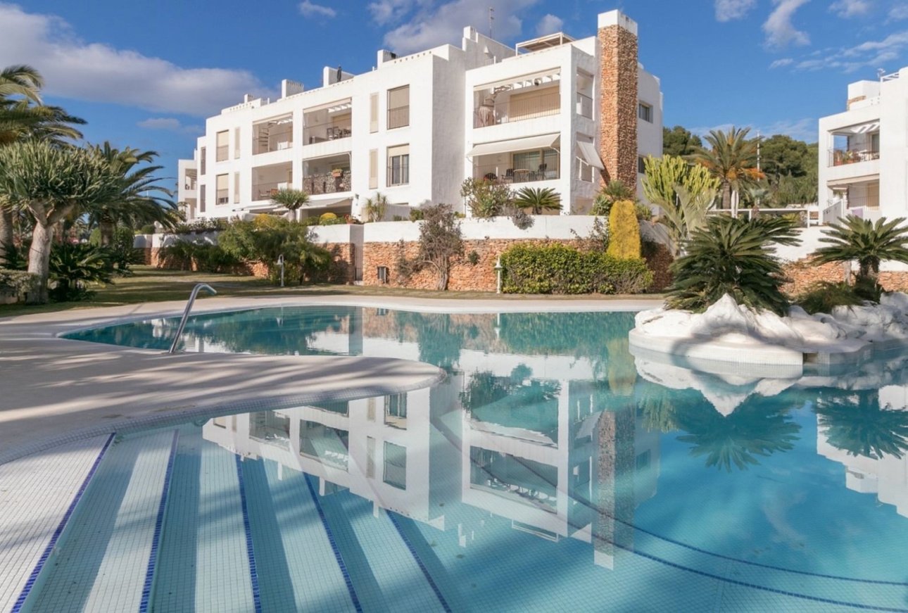 Luxury penthouse apartment for sale in Club Moraira