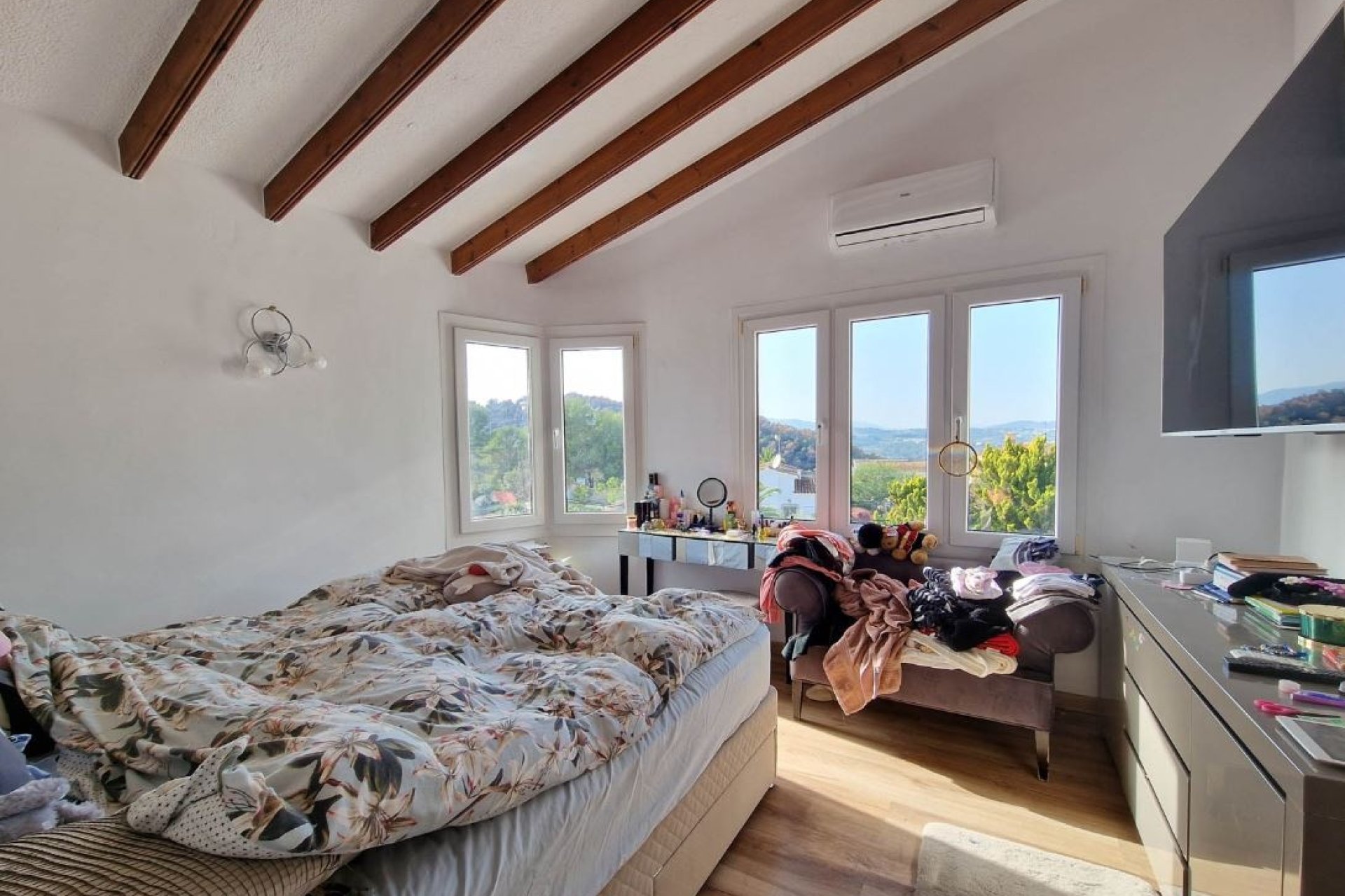 Master Bedroom with Terrace – Property Near El Portet Moraira
