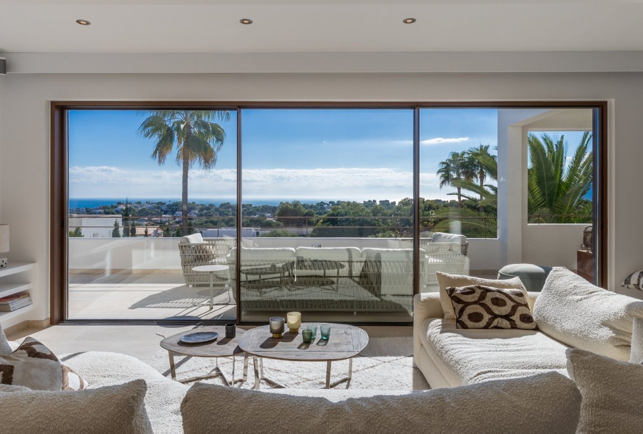 Moderne Villa im Ibiza-Stil in San Jaime Moraira