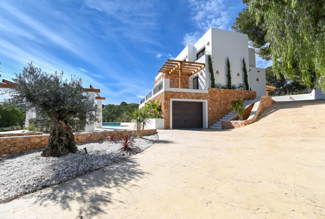 Moderne Villa mit Meerblick in Moraira