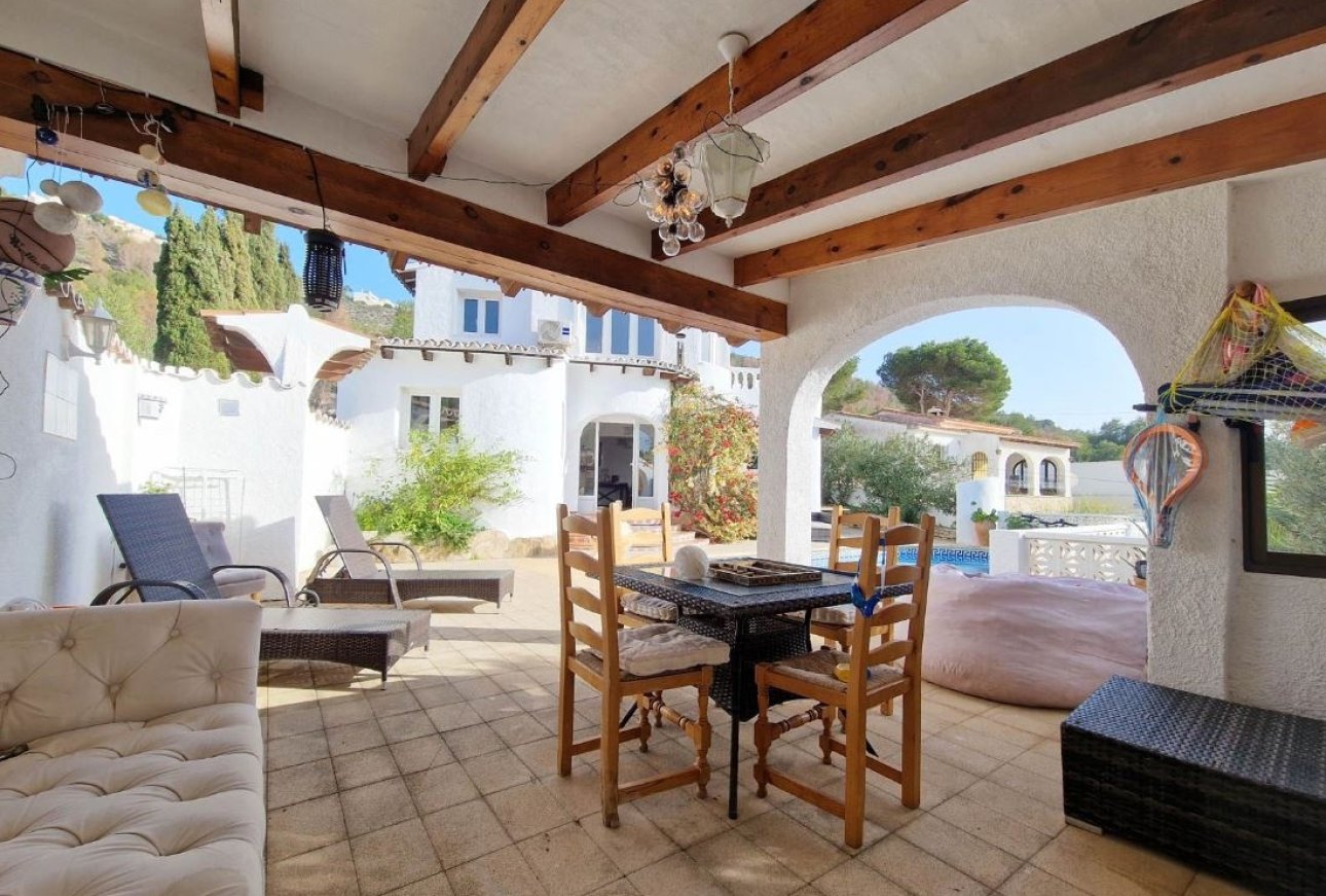 Modernes mediterranes Haus in der Nähe von El Portet Strand Moraira