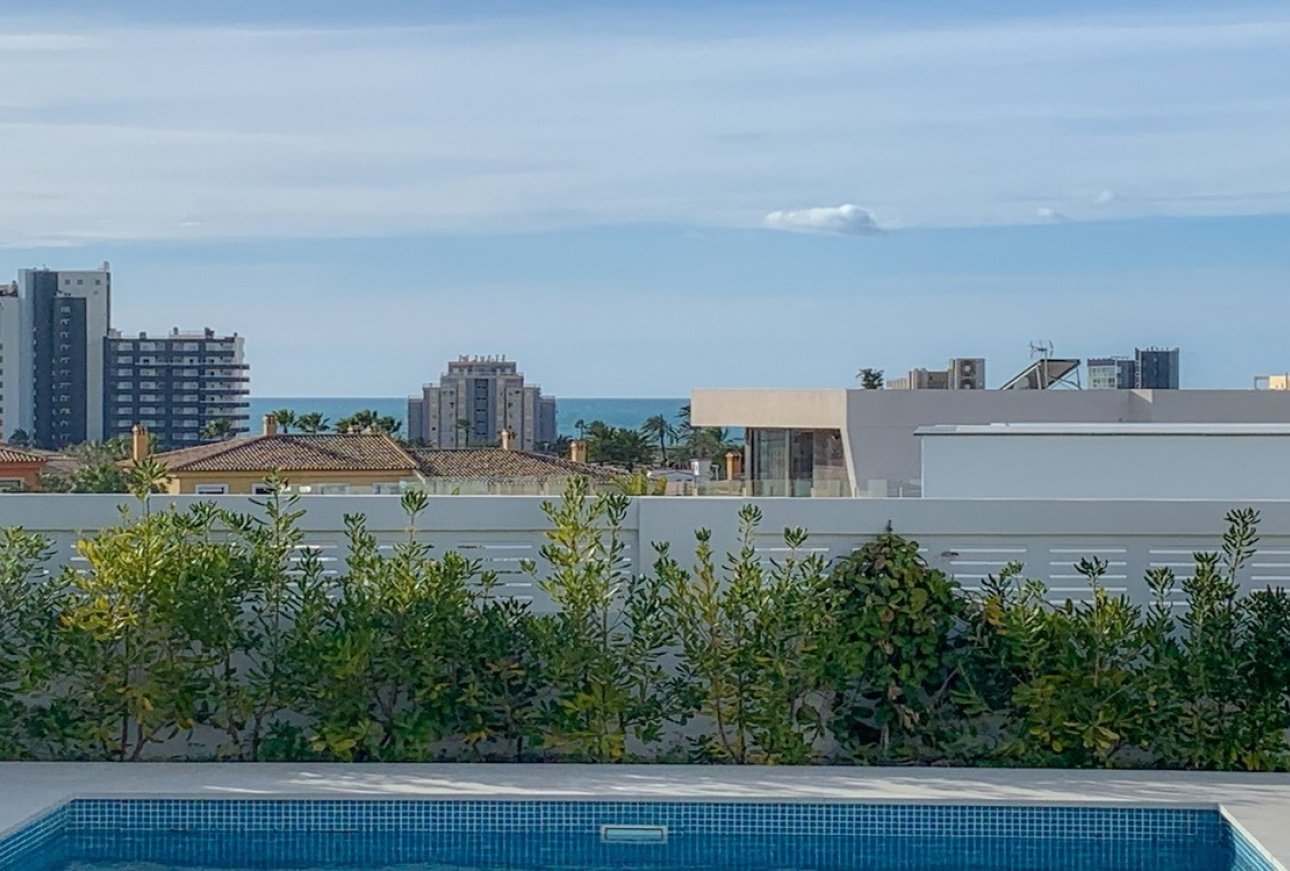 Neubau Villa zum Verkauf in Calpe zu Fuß zum Strand