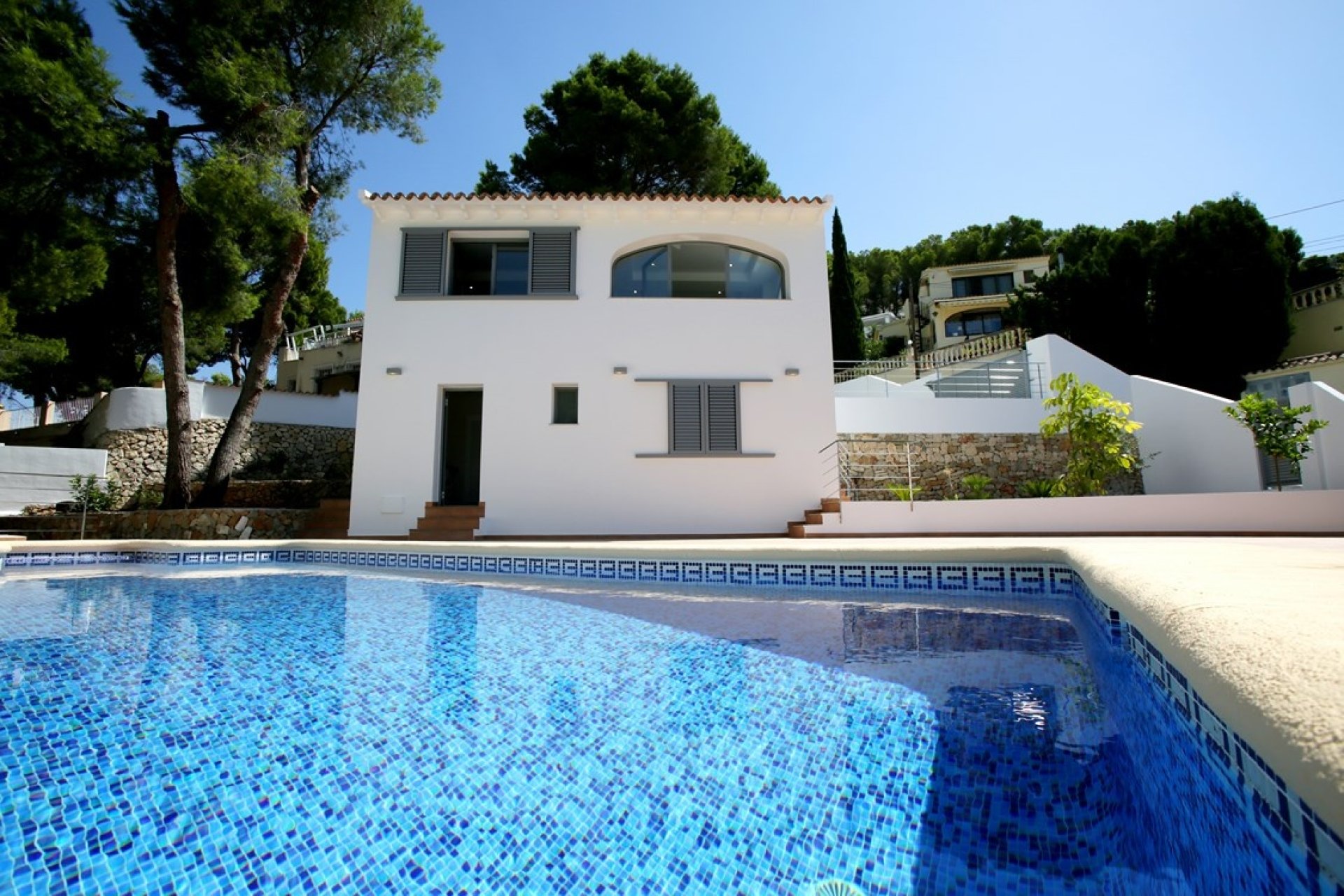 Neubau Villa zum Verkauf in Moraira mit Meerblick