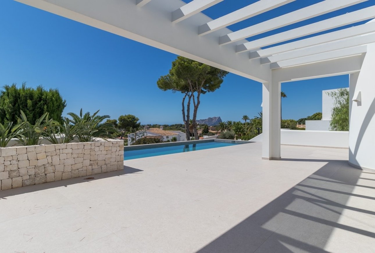 New build villa for sale on the coast of Moraira
