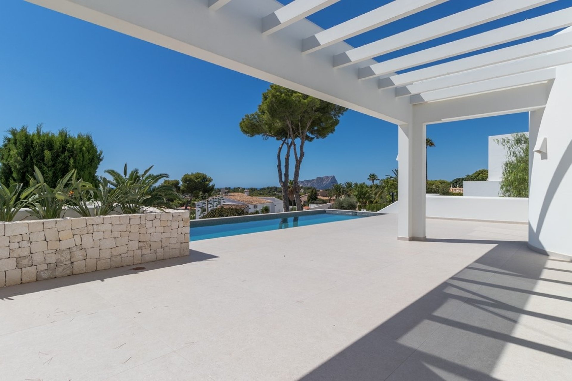 New build villa for sale on the coast of Moraira