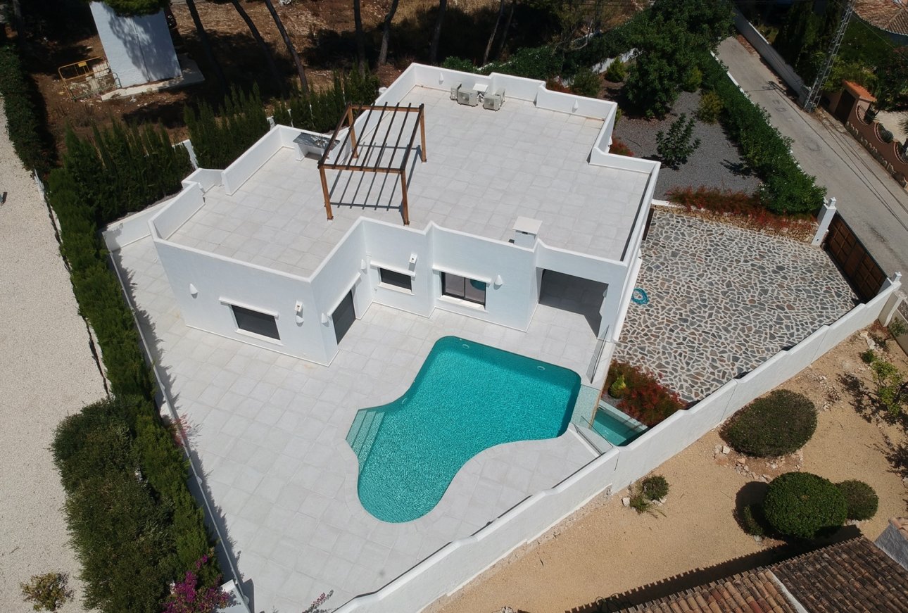 Nueva Villa de Diseño Contemporáneo en Venta en Moraira