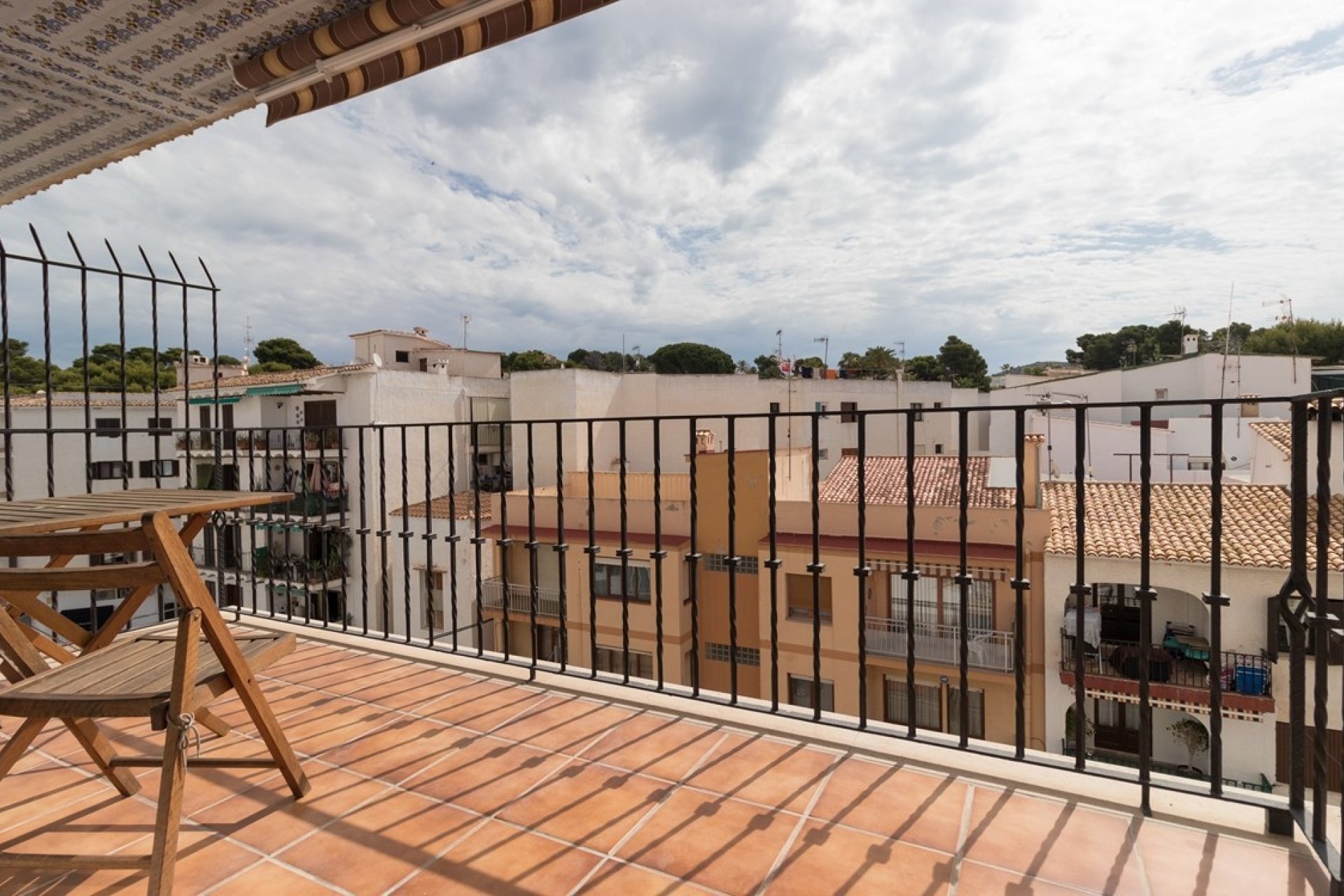 Penthouse appartement met zeezicht te koop in Moraira