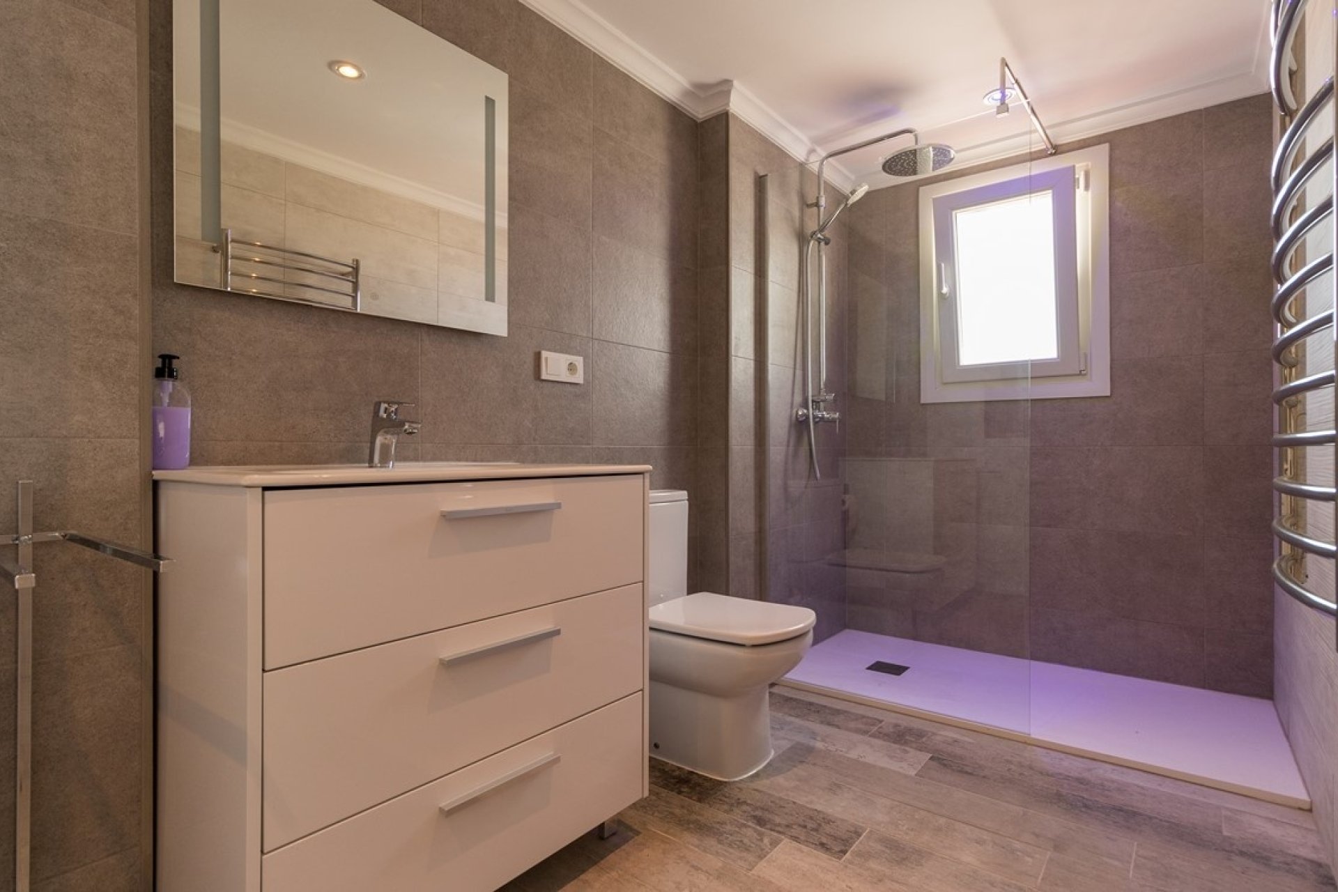 Penthouse-Wohnung mit Meerblick zum Verkauf in Moraira