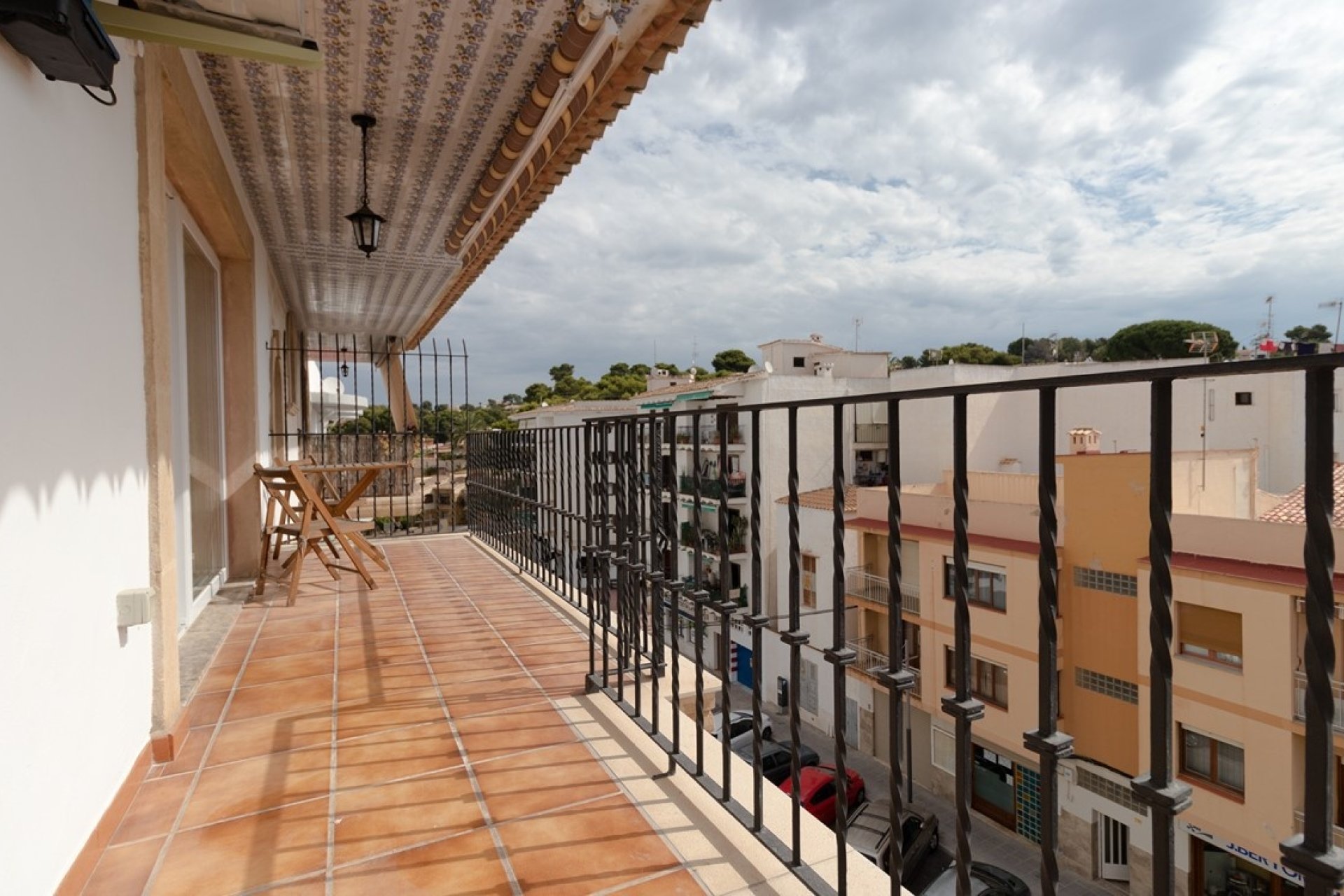 Penthouse-Wohnung mit Meerblick zum Verkauf in Moraira
