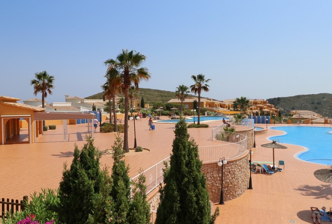 Poolbereich des Pueblo Montecala Cumbre del Sol