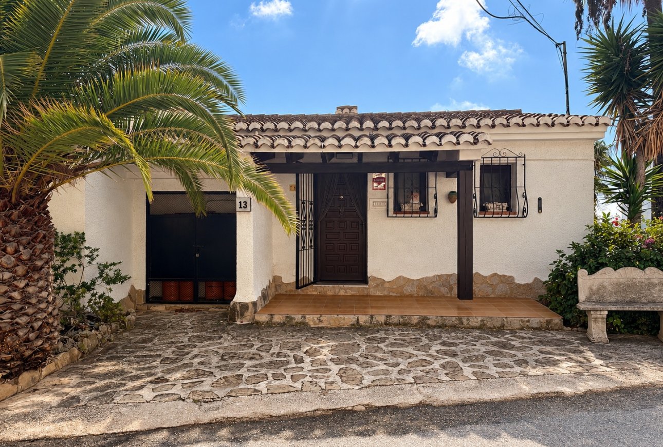 Sale - Bungalow - Moraira - Benimeit