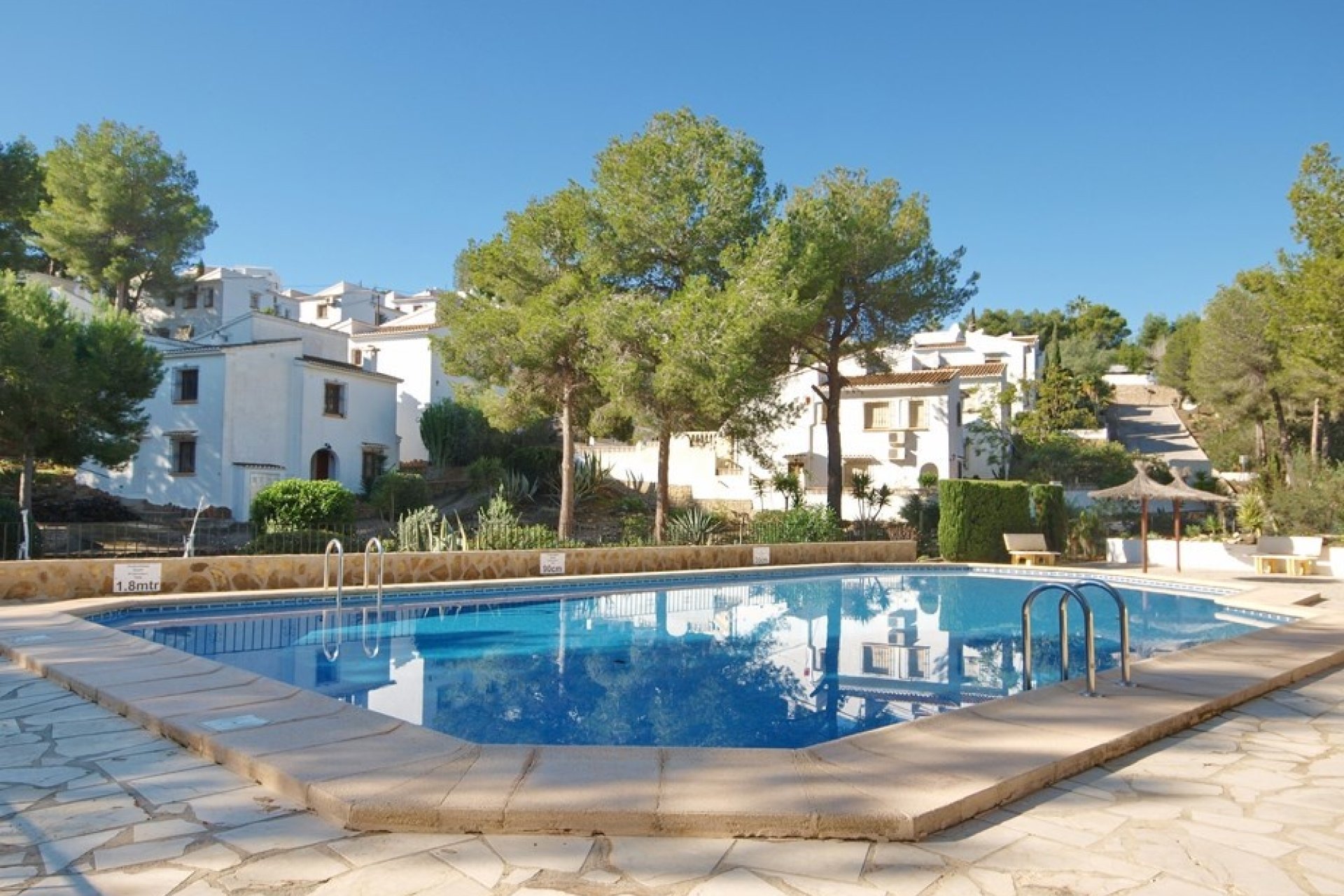 Sale - Bungalow - Moraira - El Portet