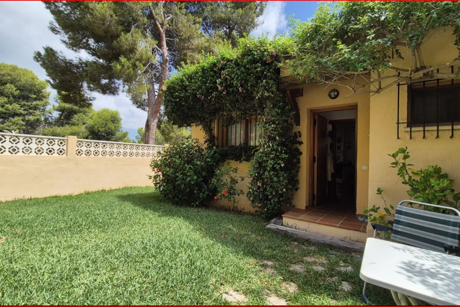 Sale - Bungalow - Moraira - Pinar de L'Adovcat