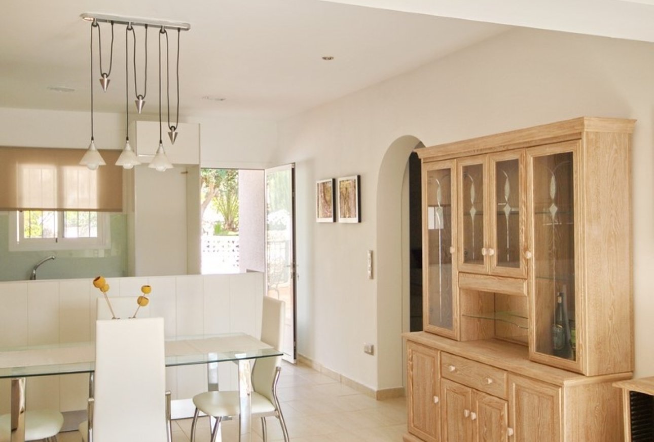 Sale - Bungalow - Moraira - Pinar de L'Adovcat