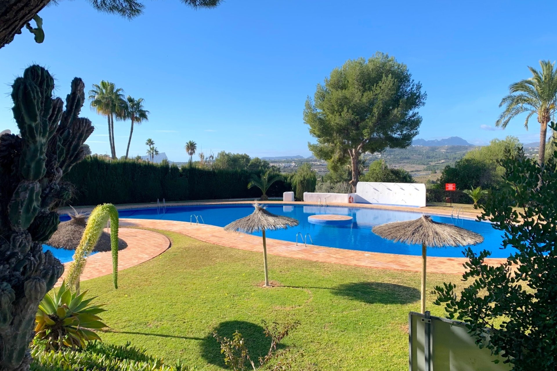 Sale - Bungalow - Moraira