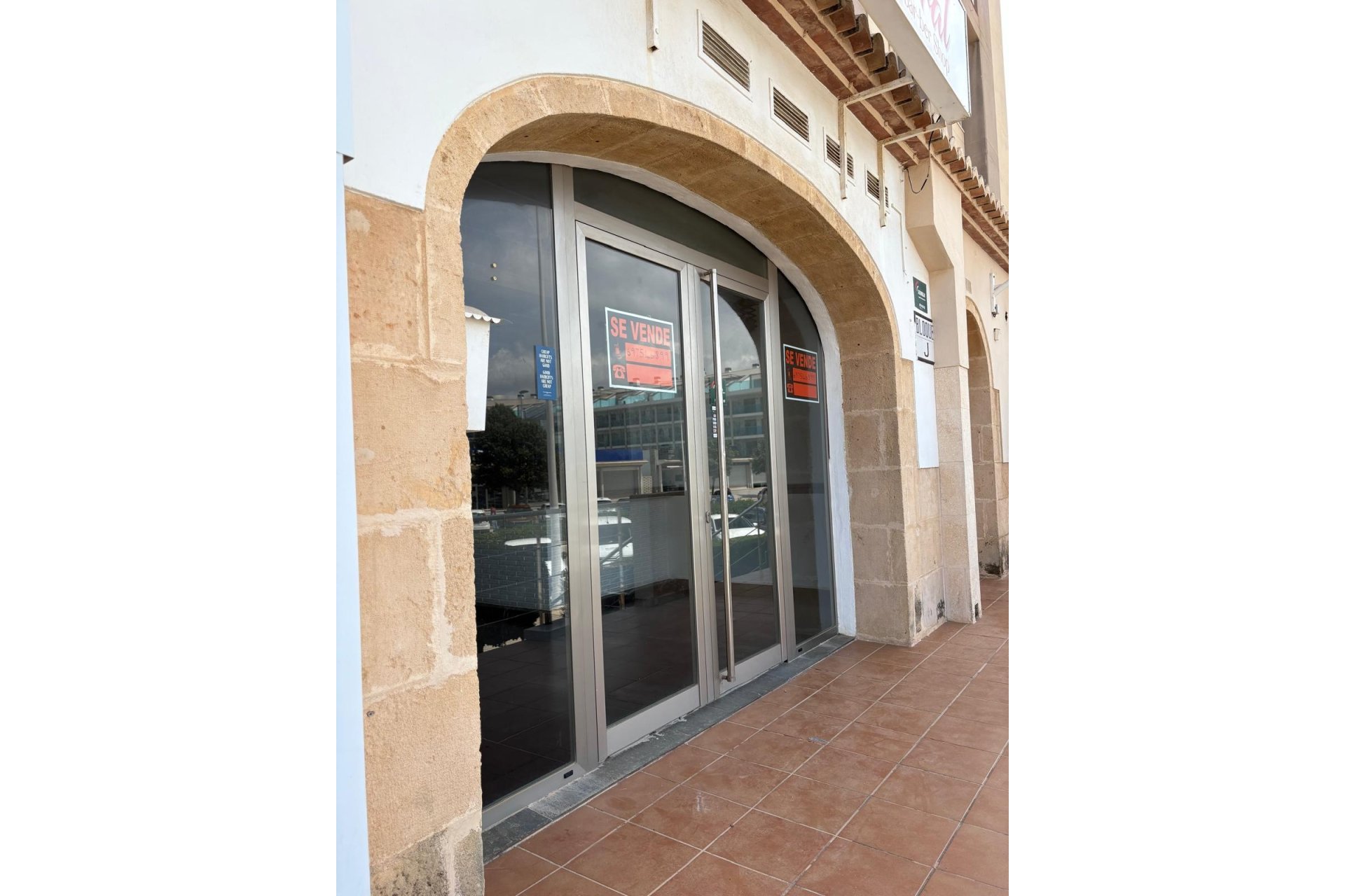 Sale - Commercial Property - Javea - Arenal