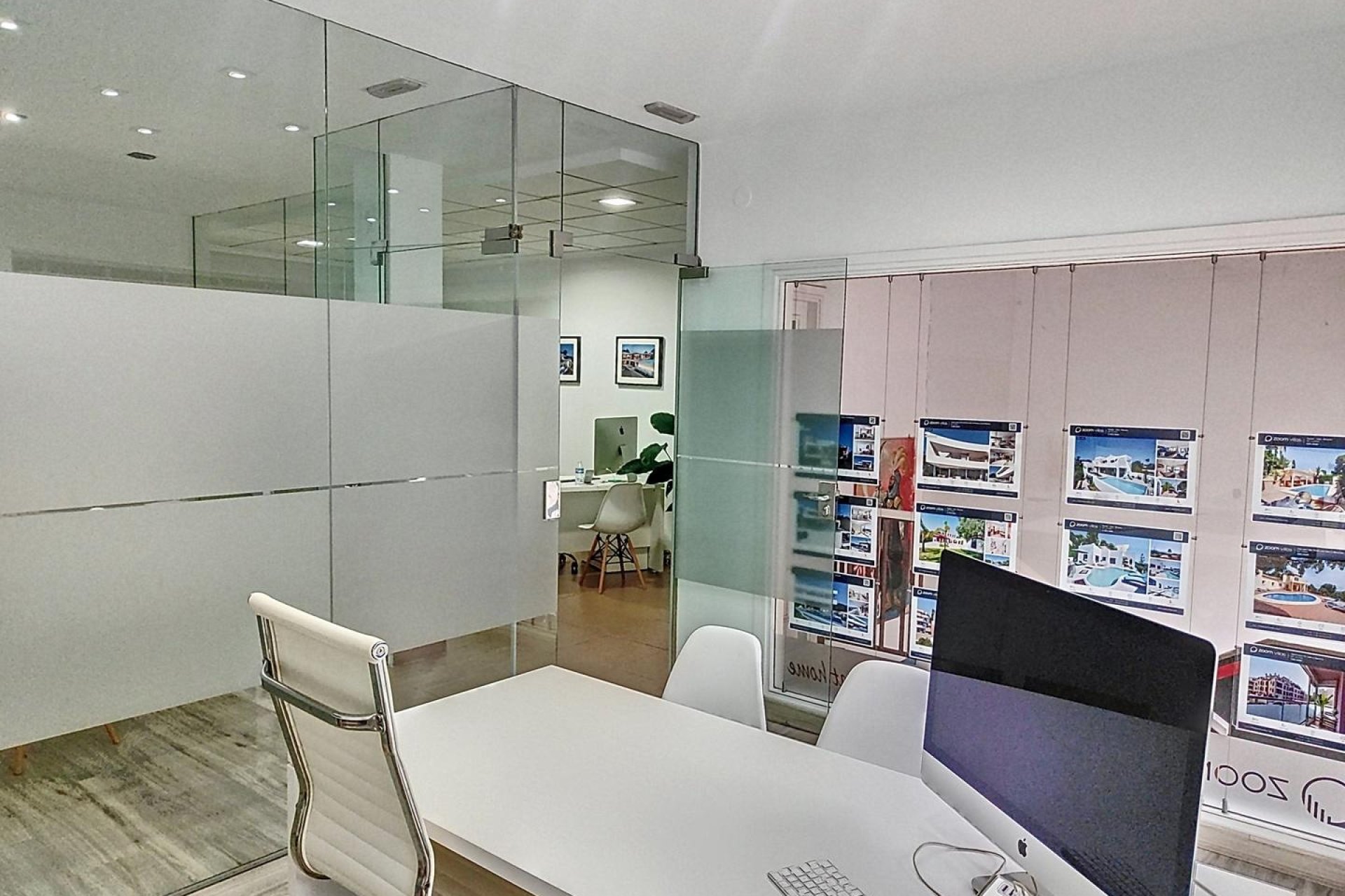 Sale - Commercial Property - Moraira - El Portet