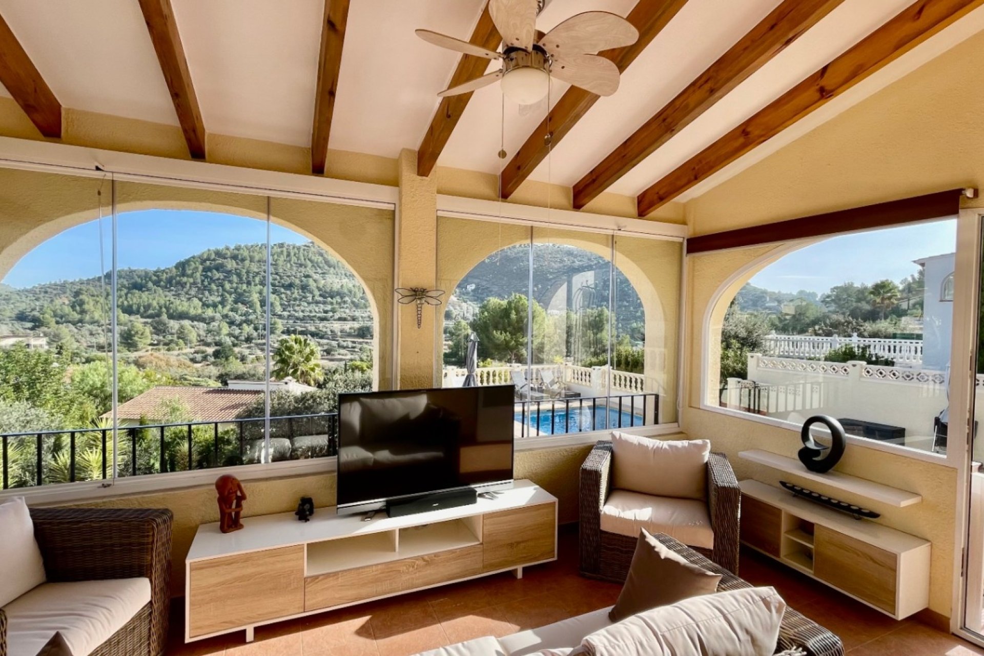 Sale - Villa - Alcalalí - Valley / Urbanización
