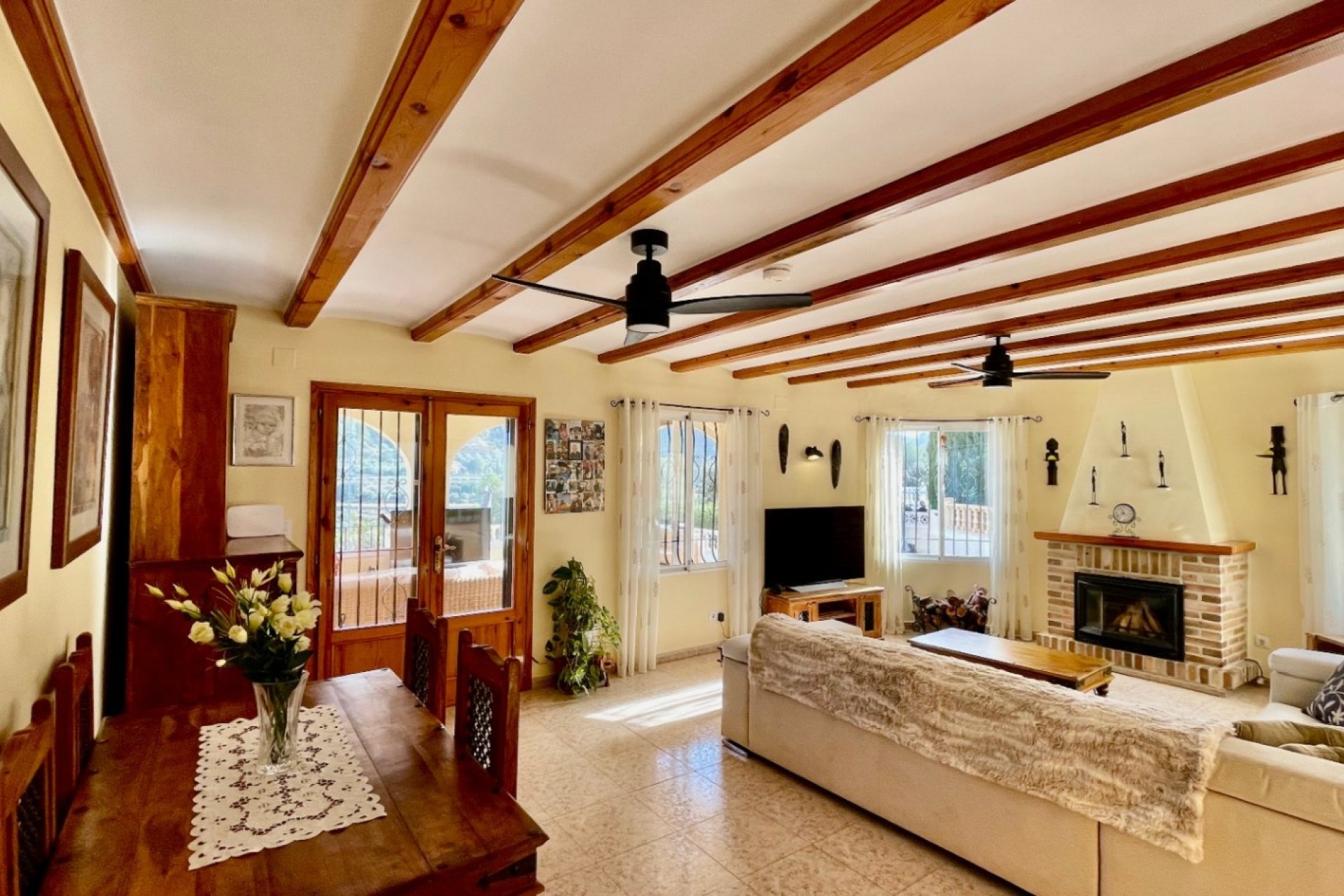 Sale - Villa - Alcalalí - Valley / Urbanización
