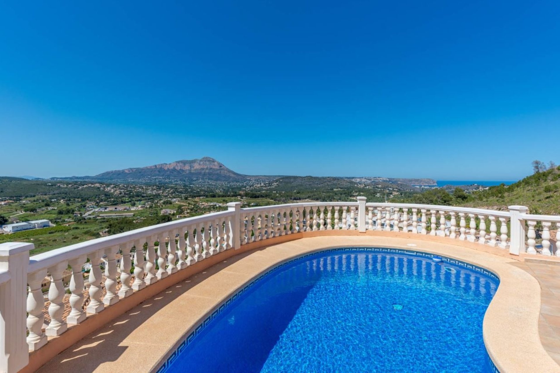 Sale - Villa - Benitachell  - Calistros