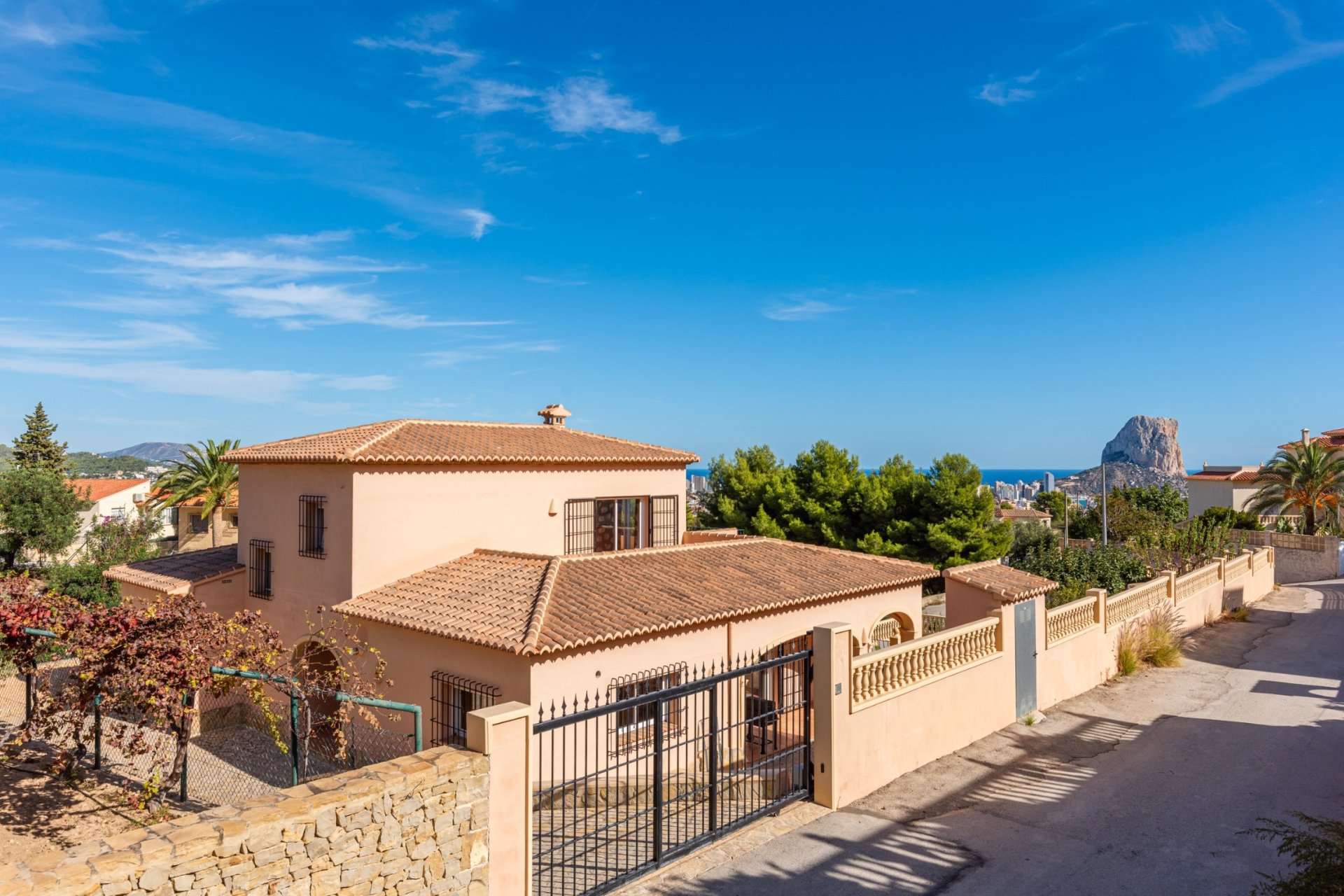 Sale - Villa - Calpe - 03710