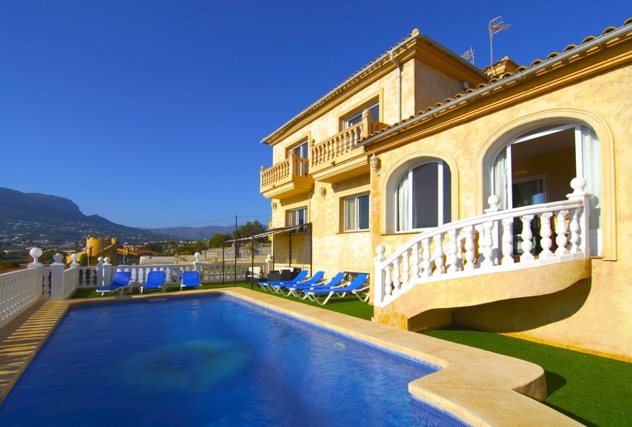 Sale - Villa - Calpe - 03710