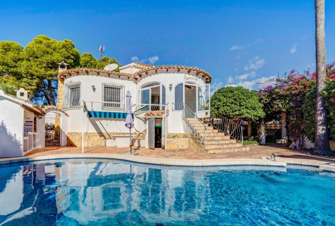 Sale - Villa - Calpe - 03710