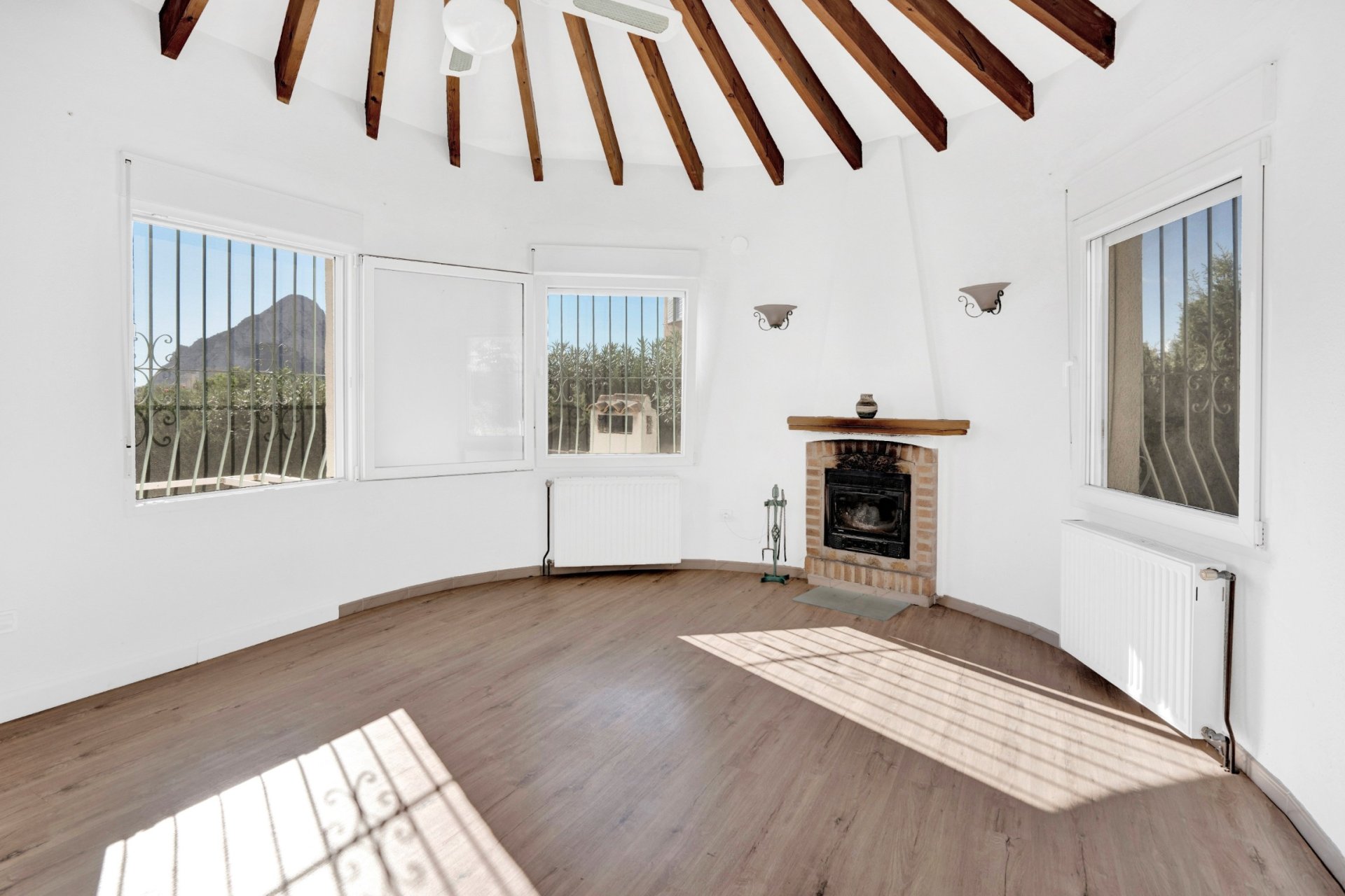 Sale - Villa - Calpe - 03710
