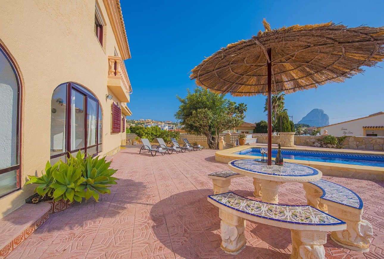 Sale - Villa - Calpe - 03710