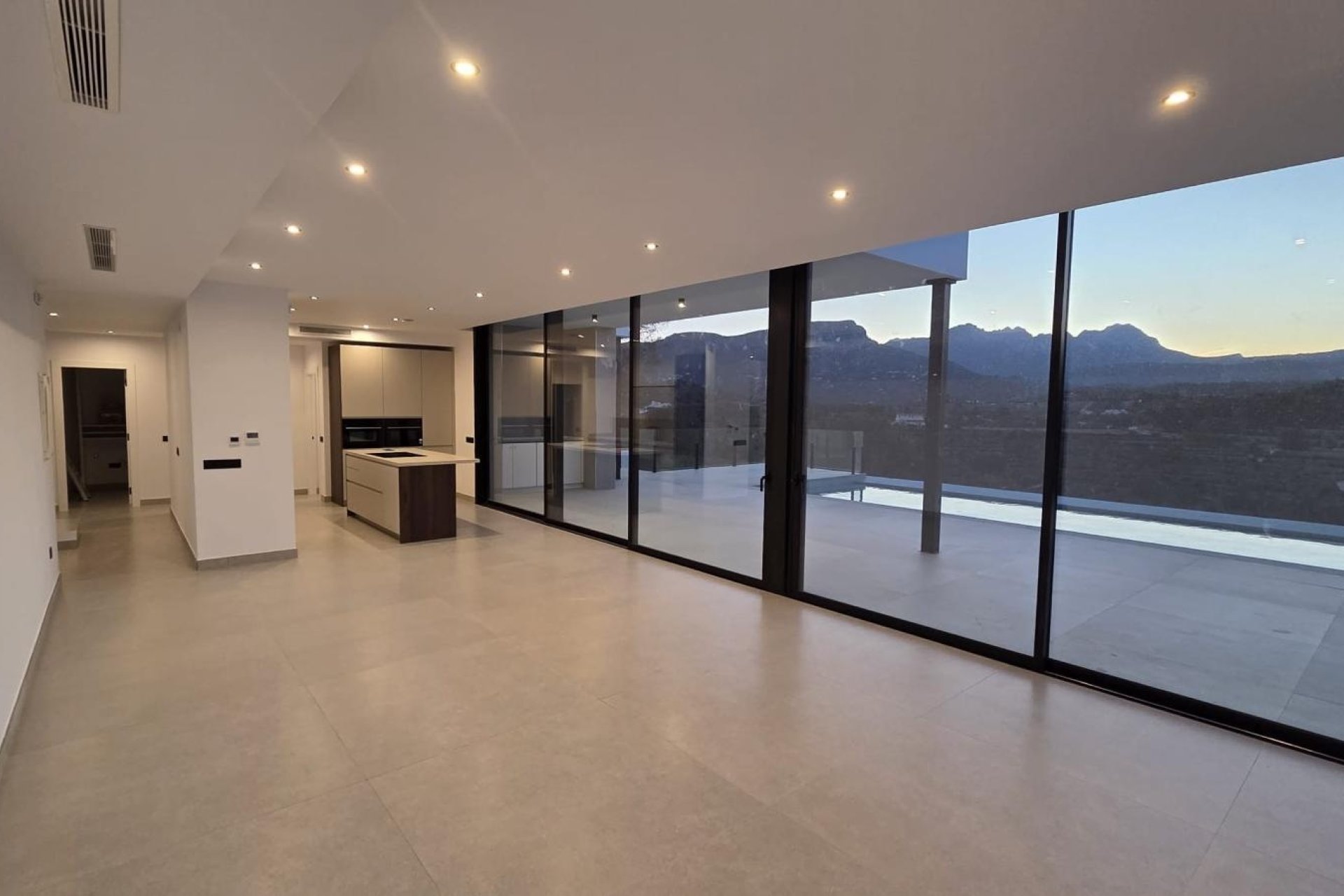 Sale - Villa - Calpe - Empedrola