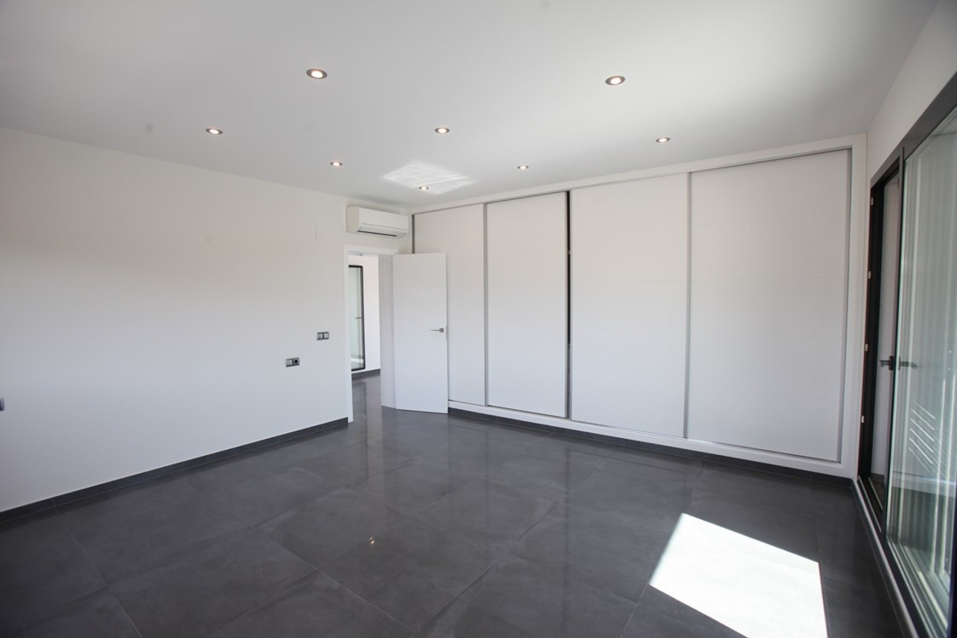 Sale - Villa - Calpe - Playa
