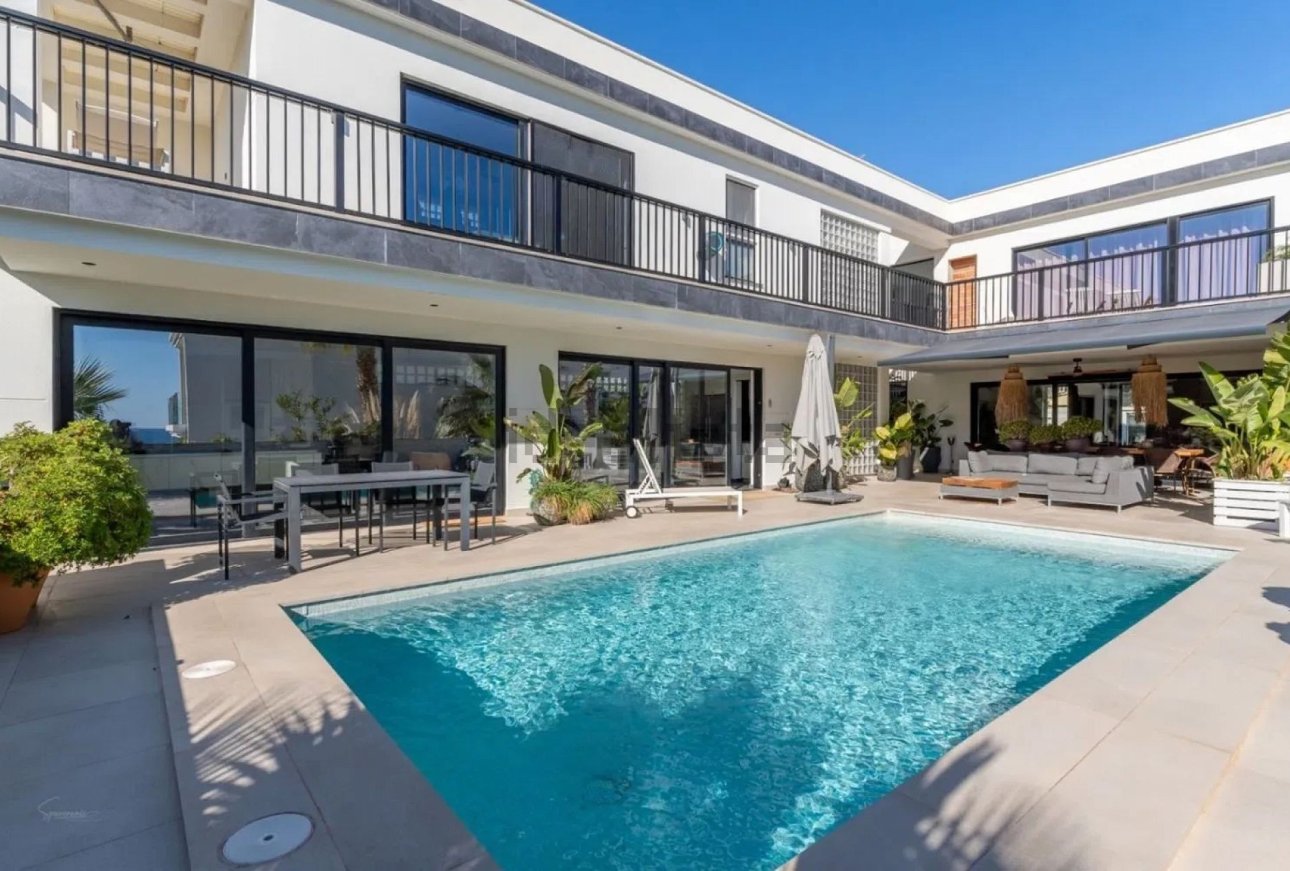 Sale - Villa - Calpe
