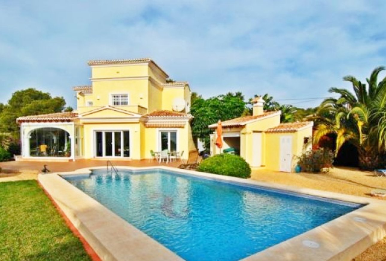 Sale - Villa - Calpe