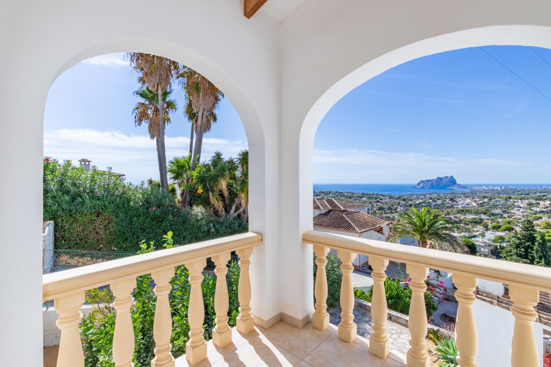 Sale - Villa - Moraira - Benimeit